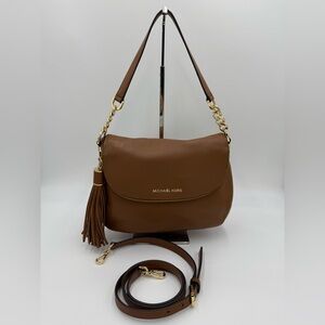 Michael Kors Bedford Medium Tassle
Saddle Bag Pre-Owned